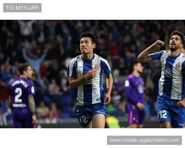 皇家社会3-1十人塞尔塔,奥亚萨瓦尔独中两元。 皇家社会3-1十人塞尔塔,奥亚萨瓦尔独中两元。