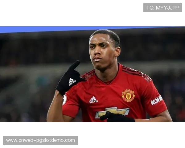 利物浦防线危机:弗林蓬伤缺数周,右后卫人手紧缺 利物浦防线危机:弗林蓬伤缺数周,右后卫人手紧缺